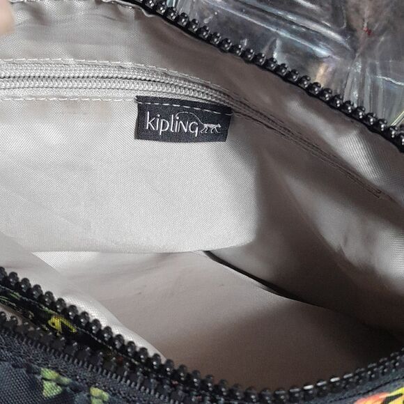 Kipling Crossbody Purse..."Callie"...EUC  - Picture 8 of 10